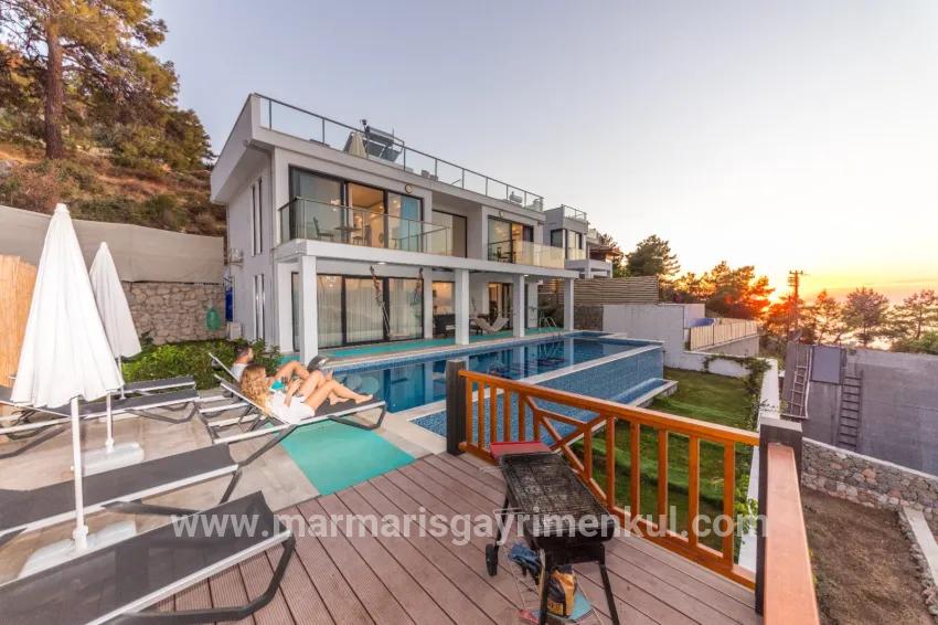In Faralya eine Villa mit Meeresblick