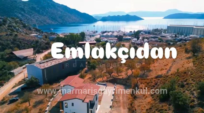 Marmaris Bozburun Stadtteil In dem atemberaubenden Meeresblick 4+1 Null 170 m2 satılık Villa