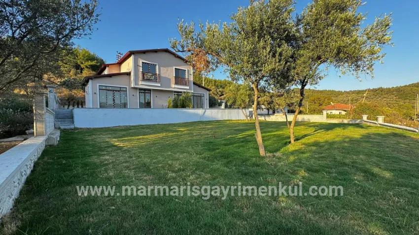 3+1-Zimmer Villa Zu verkaufen in Kızılyaka Bz. Ula - 465 m²