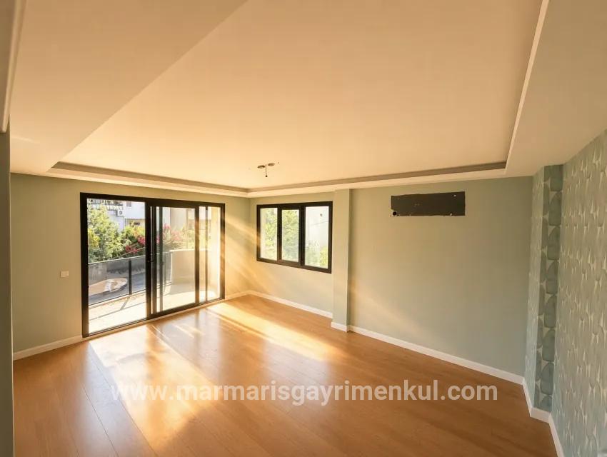 3+1-Zimmer Appartement Zu verkaufen in Armutalan Bz. Marmaris - 140 m²