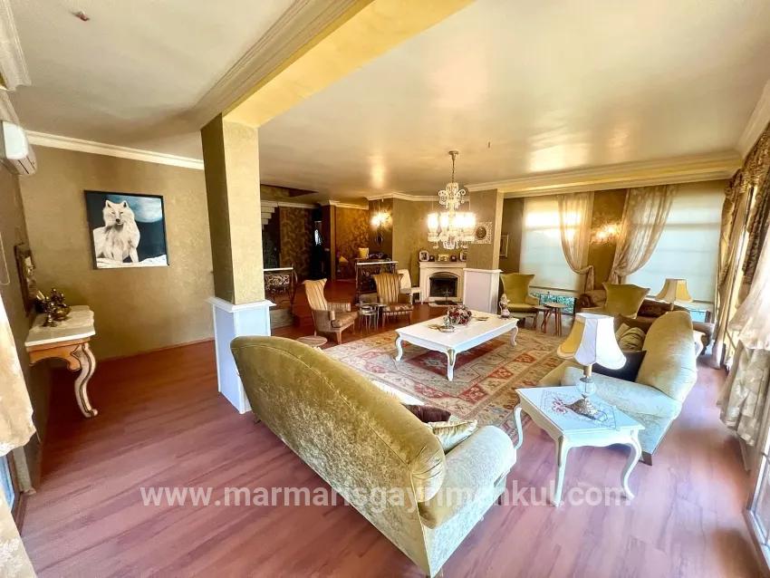 4+2-Zimmer Einfamilienhaus Zu verkaufen in Armutalan Bz. Marmaris - 970 m²