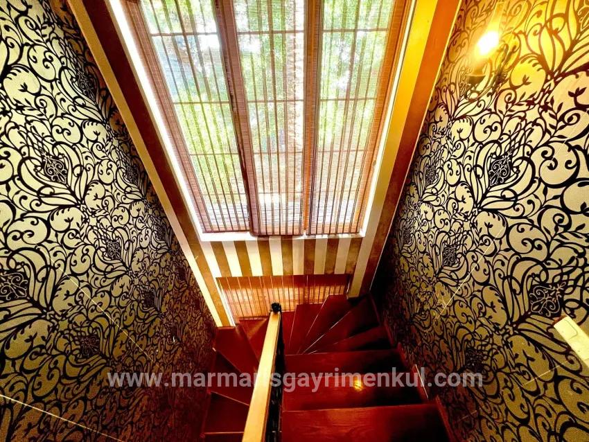4+2-Zimmer Einfamilienhaus Zu verkaufen in Armutalan Bz. Marmaris - 970 m²
