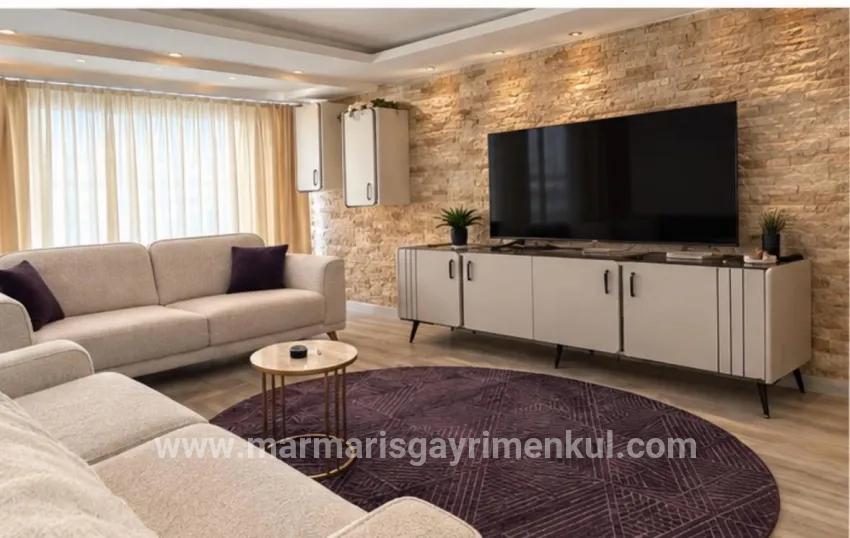 4+1-Zimmer Villa Zu verkaufen in Armutalan Bz. Marmaris - 361 m²