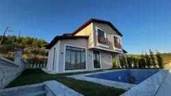 3+1-Zimmer Villa Zu verkaufen in Kızılyaka Bz. Ula - 465 m²