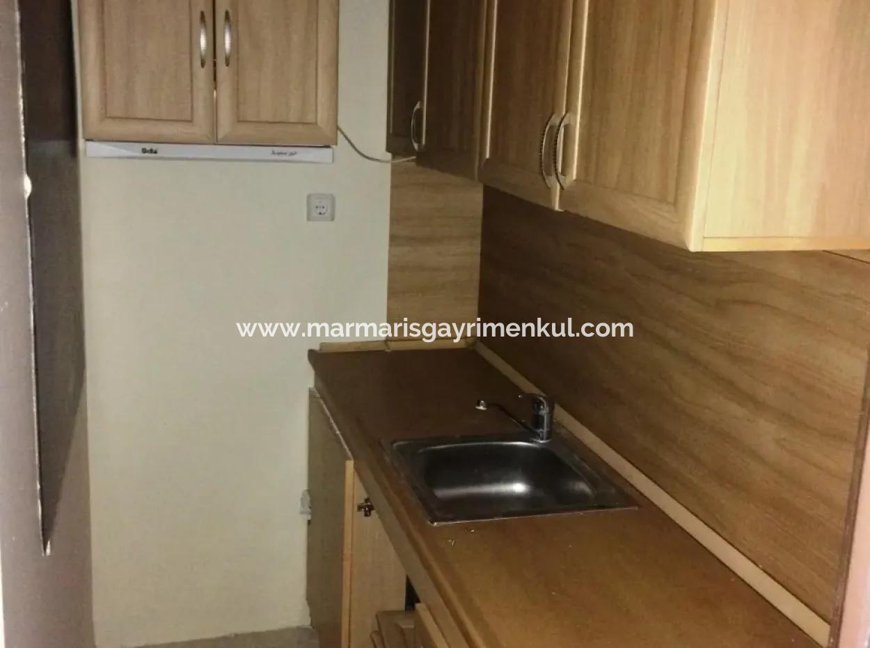 10 Schlafzimmer 2 Mit Pool Im Zentrum Von Marmaris.2500M2 Grundstück Zum Verkauf In Unserer Anlage.