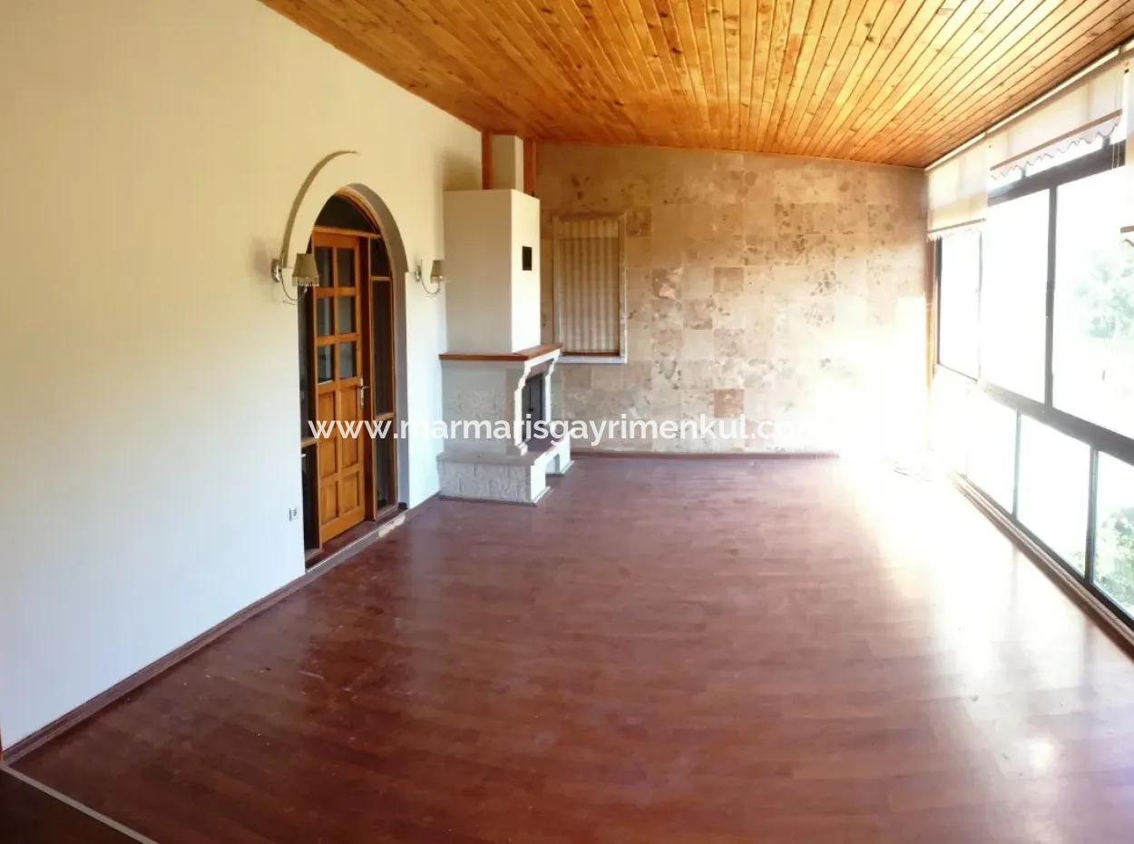 10 Schlafzimmer 2 Mit Pool Im Zentrum Von Marmaris.2500M2 Grundstück Zum Verkauf In Unserer Anlage.