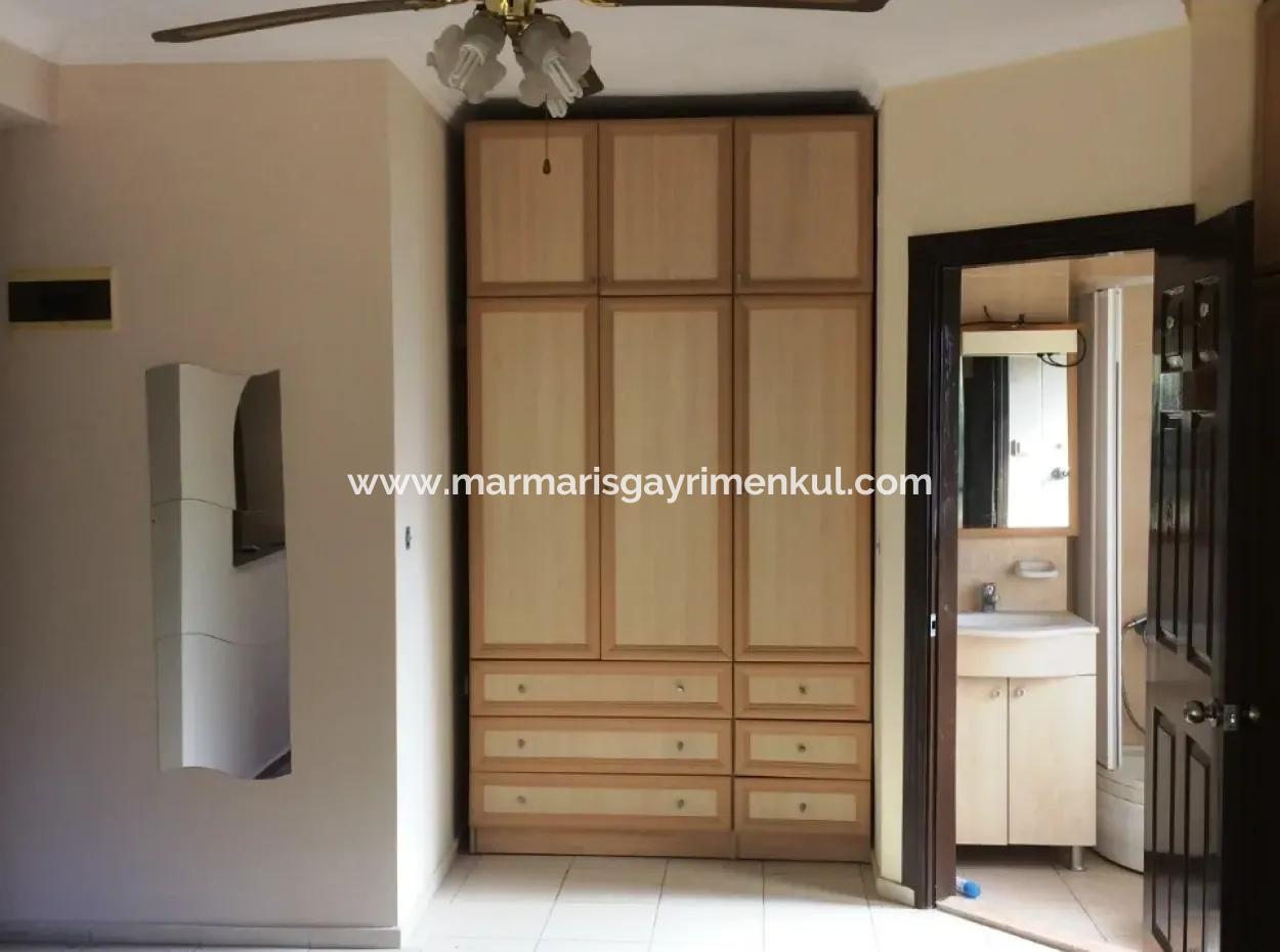 10 Schlafzimmer 2 Mit Pool Im Zentrum Von Marmaris.2500M2 Grundstück Zum Verkauf In Unserer Anlage.