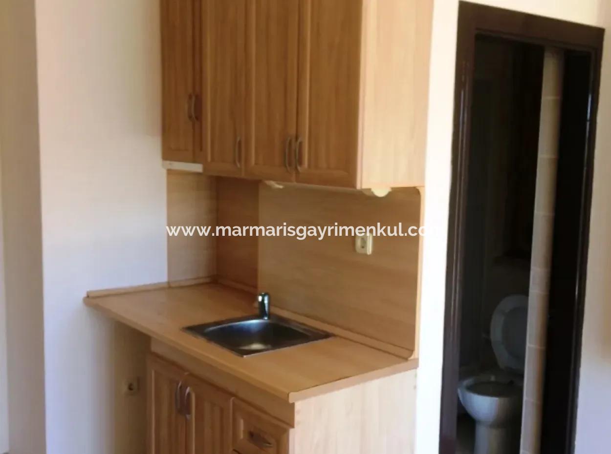 10 Schlafzimmer 2 Mit Pool Im Zentrum Von Marmaris.2500M2 Grundstück Zum Verkauf In Unserer Anlage.