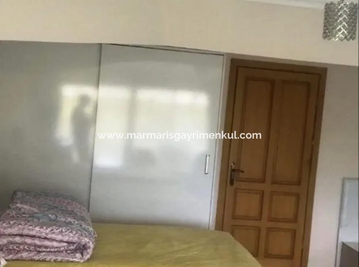 240 M2 4 Zimmer 2 Wohnzimmer Villa In Marmaris Beldibi Forex Mit Einem Garten Zum Verkauf.ein Olympisches Schwimmbecken.