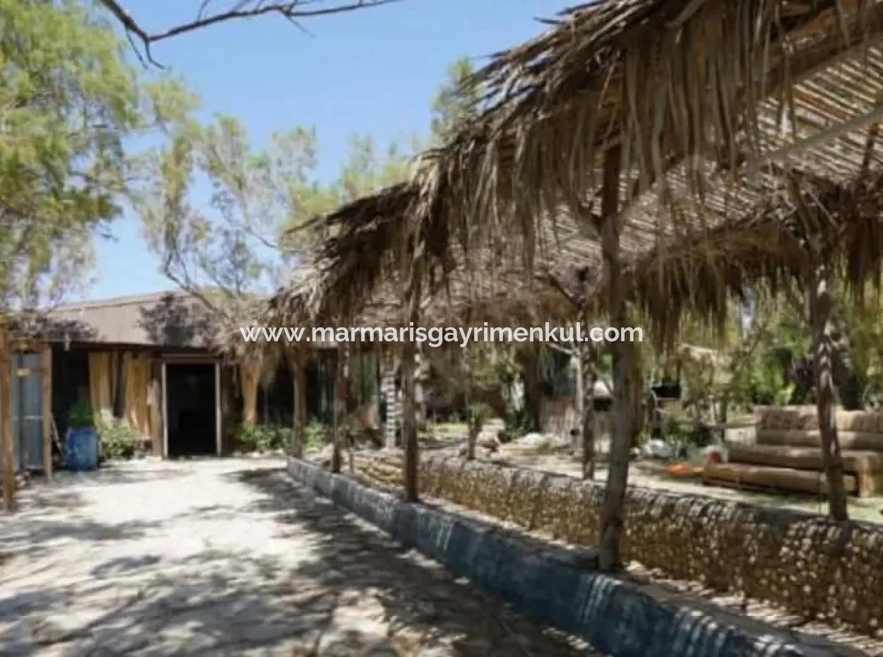 Camping- Und Wohnwagenparkplatz Zum Verkauf Am Meer In Der Nähe Des Hafens Von Datça Karaköy