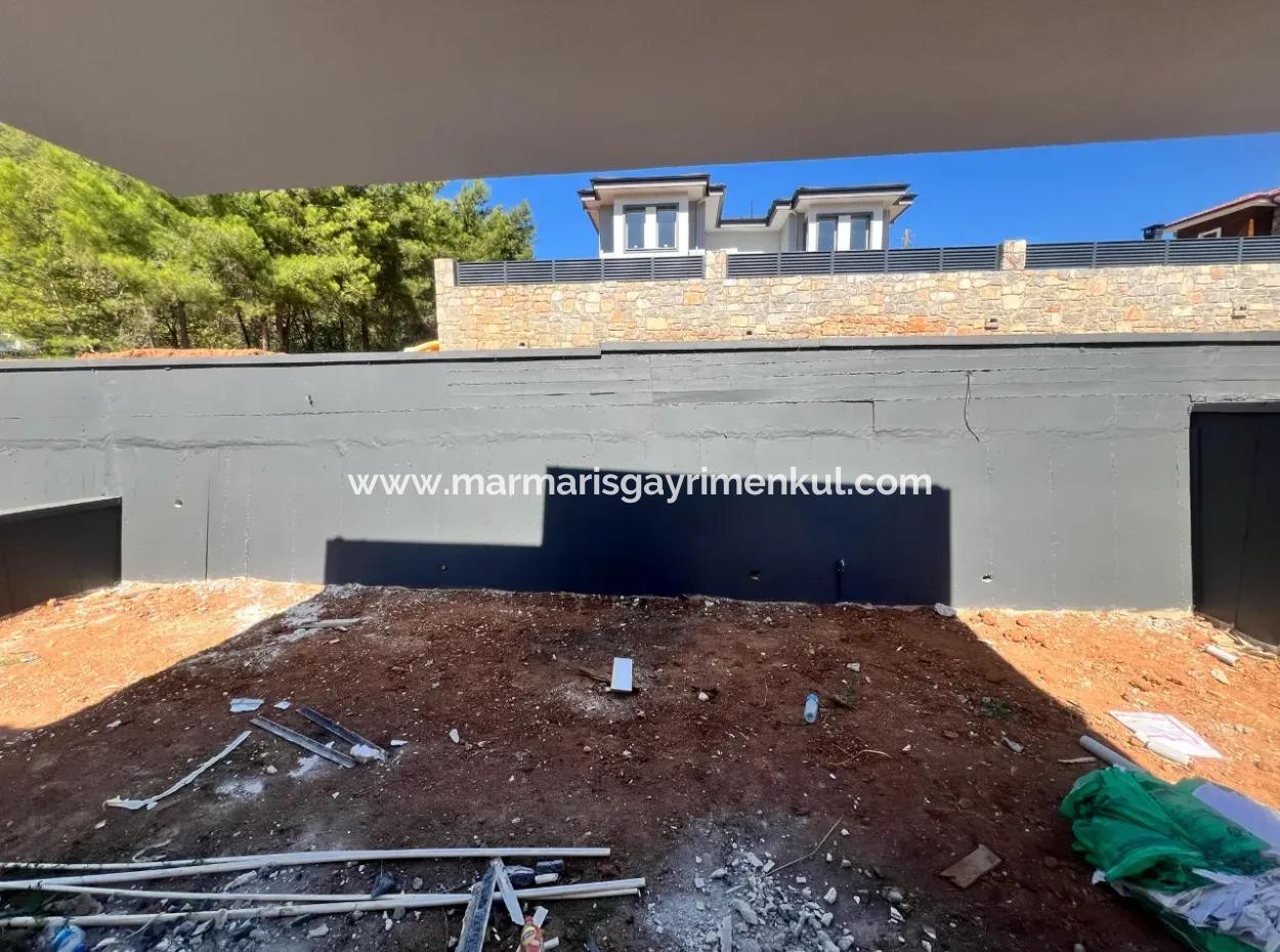 3 Zimmer 3 Bäder 160M2 Villa Mit Waldblick Zum Verkauf In Marmaris Çetibeli Mahallesi 400M2 Grundstück Mit Freistehendem Pool