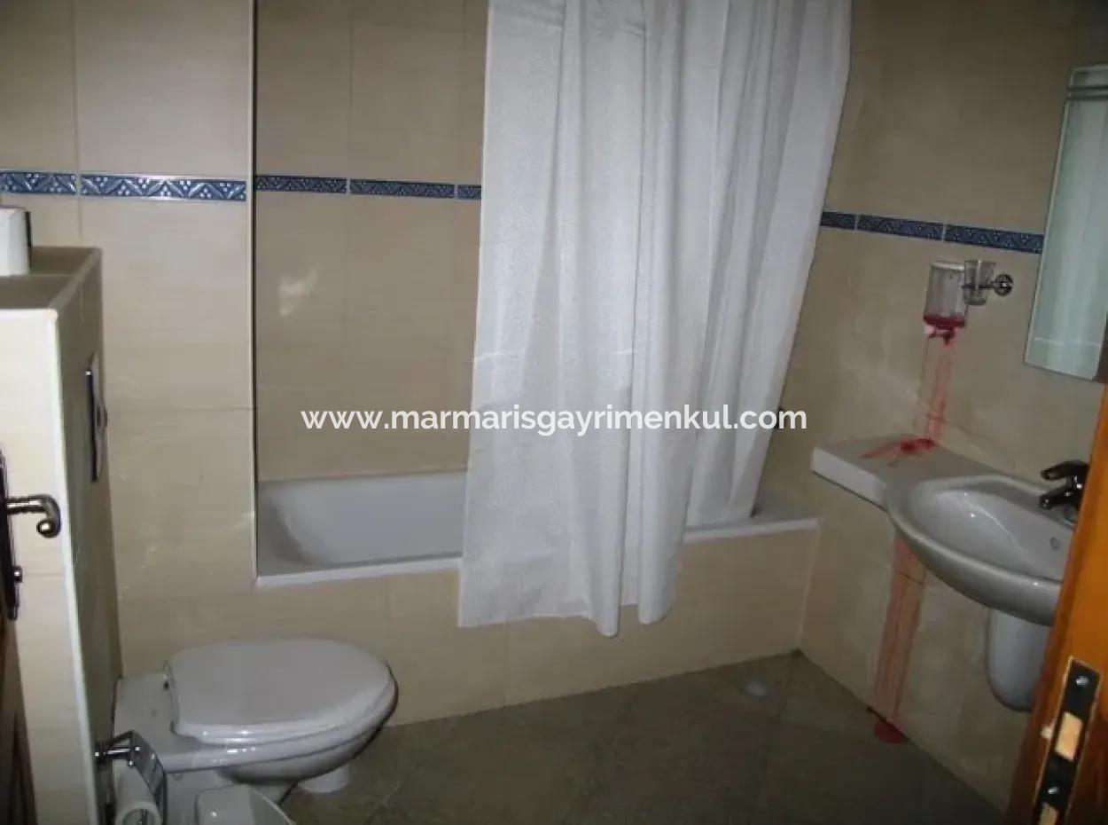 Im Bezirk Atakoy, Pool, 340M2 Bauernhaus Mit 4300M2 7 Zimmer 2 Wohnzimmer