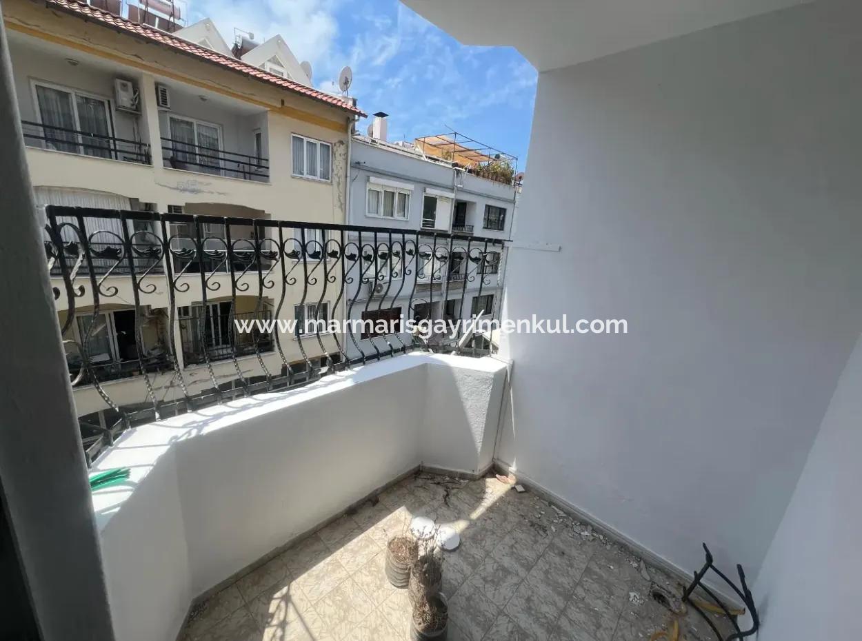 2 Zimmer1 Wohnzimmer, Innenküche, Mezat-Wohnung Zum Verkauf Im Zentrum Von Marmaris, 110 M2, In Der Nähe Des Meeres
