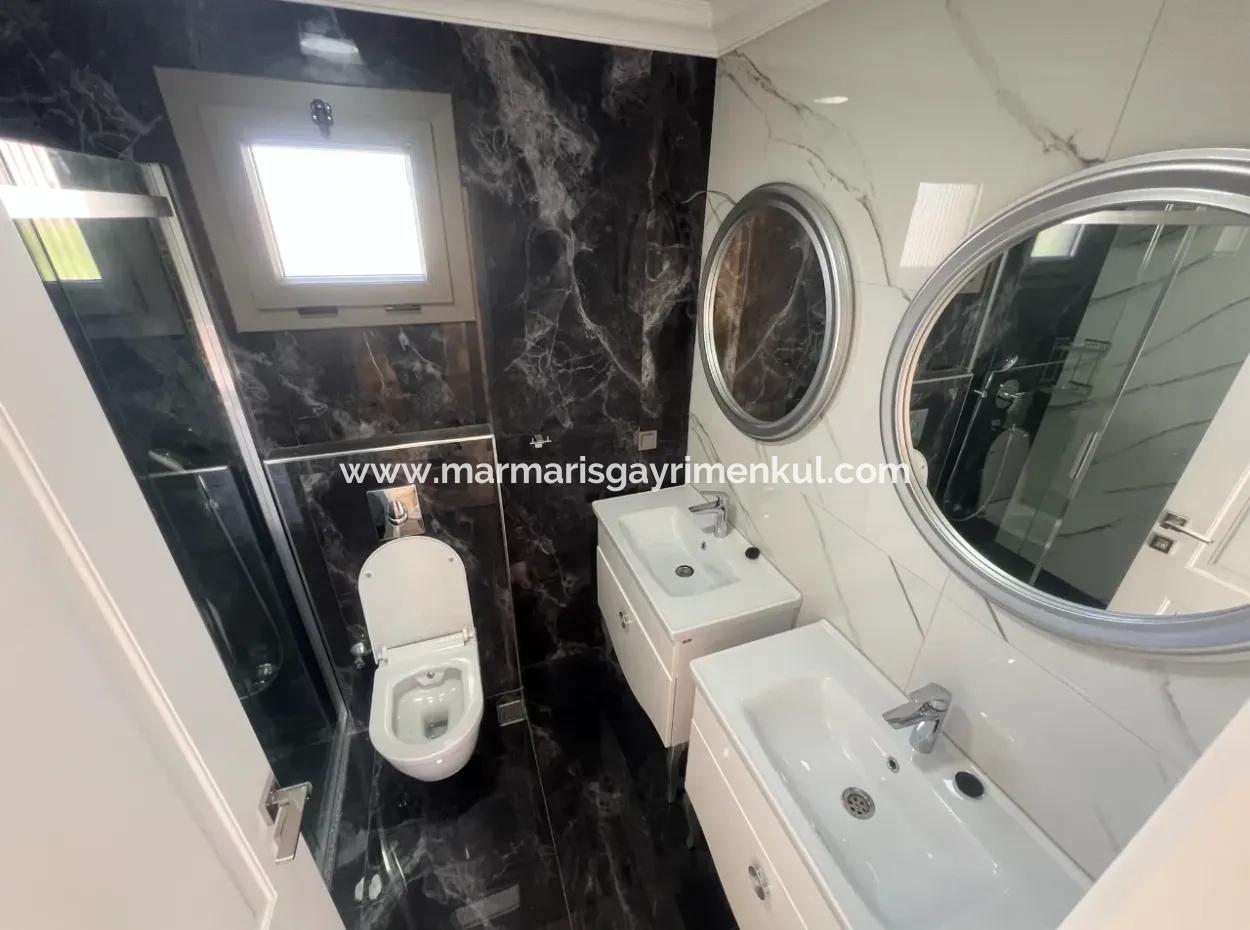 Neubau Mit Freistehendem Swimmingpool In Der Nähe Des Meeres Im Viertel Icmeler Im Bezirk Marmaris 3 Zimmer, 1 Wohnzimmer, 3 Bäder, 200M2 Ultra-Luxusvilla Zum Verkauf Auf Einem Grundstück Von 350M2