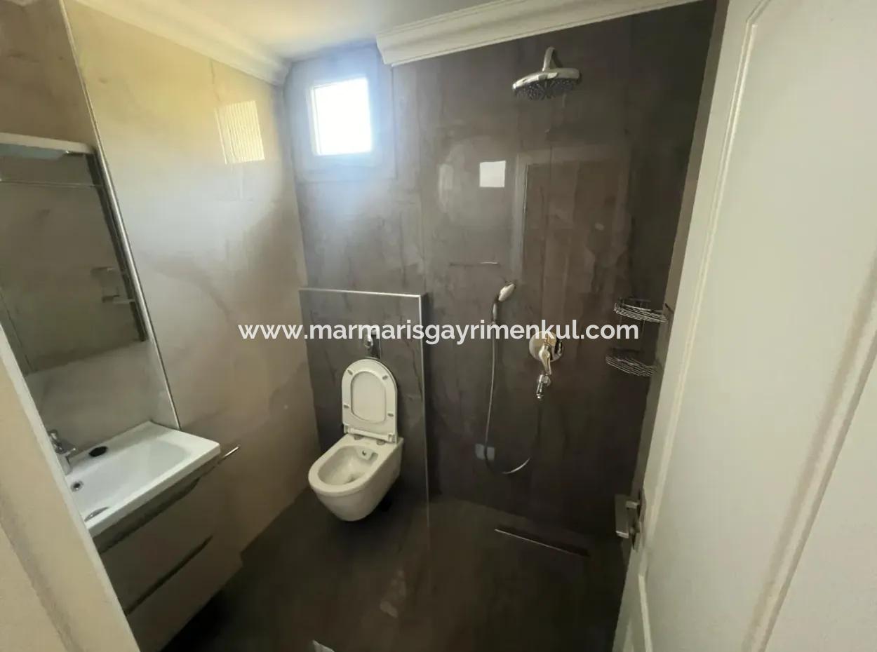 Neubau Mit Freistehendem Swimmingpool In Der Nähe Des Meeres Im Viertel Icmeler Im Bezirk Marmaris 3 Zimmer, 1 Wohnzimmer, 3 Bäder, 200M2 Ultra-Luxusvilla Zum Verkauf Auf Einem Grundstück Von 350M2