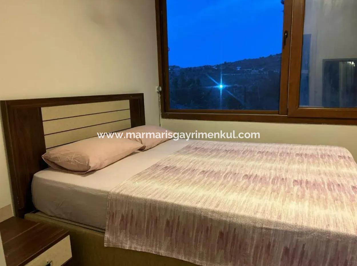 Erdgeschoss, Separater Eingang, In Einer Wohnanlage Mit Pool, 5 Minuten Von Türkbükü Entfernt.