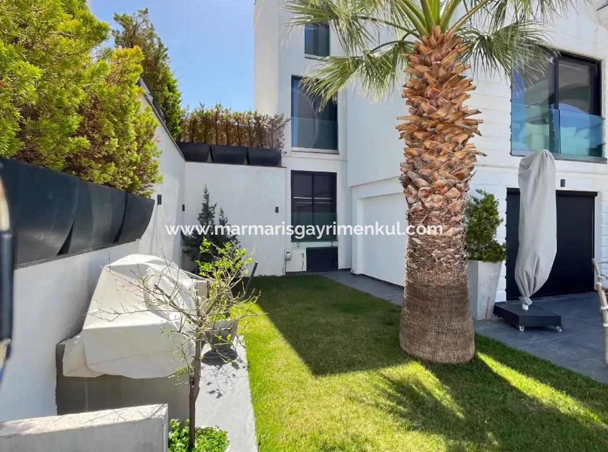 ???????? Luxuriöse Triplex-Villa Nur Wenige Schritte Von Der Yalıkavak Marina Entfernt!