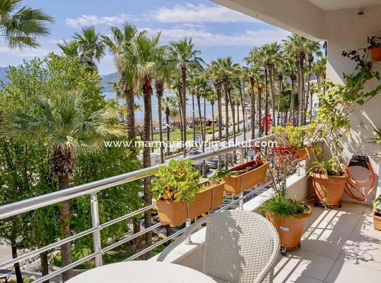 2 Zimmer 1 Wohnzimmer 106M2 Villa Wohnung Zum Verkauf In Herrlicher Lage Am Meer Im Zentrum Von Marmaris