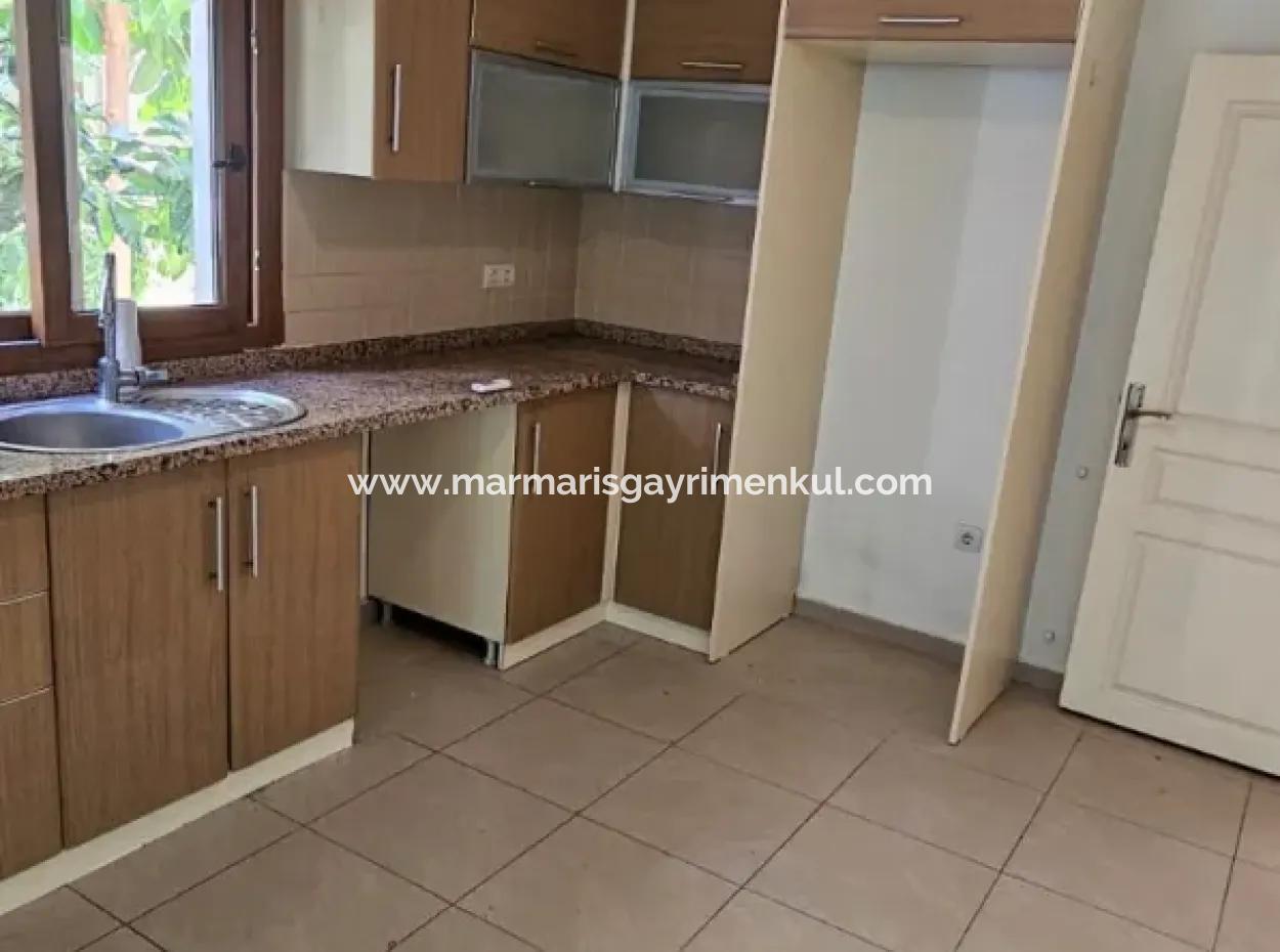 Luxuswohnung Zur Vermietung Mit 3:1 Pool Im Stadtteil Marmaris Siteler