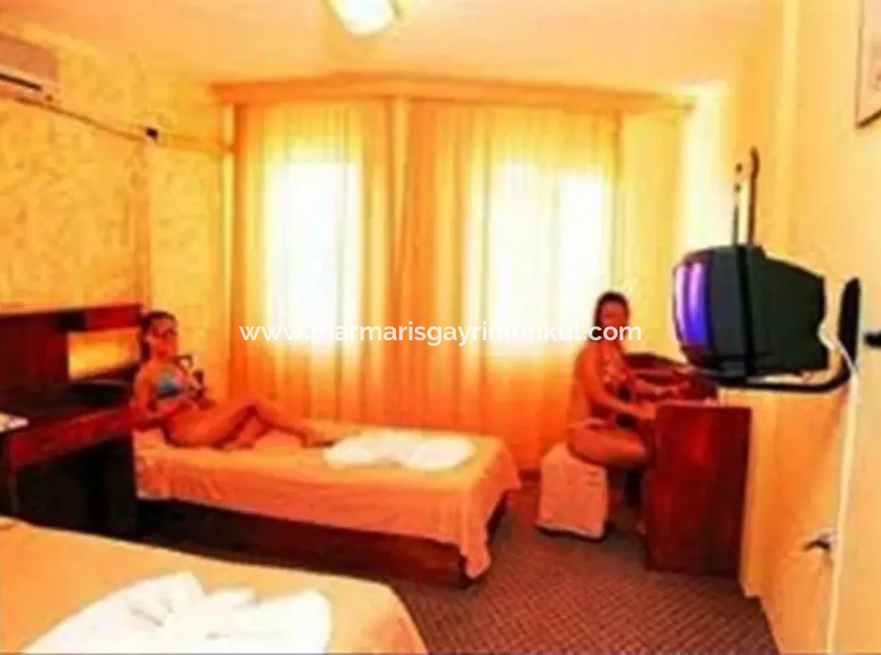 50 Zimmer-Hotel Zum Verkauf In Marmaris Zentrum