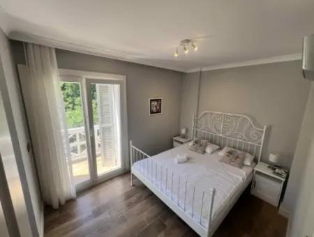 3 Zimmer 1 Wohnzimmer 140M2 2 Villen Zum Verkauf Mit Pool Mit Herrlichem Meerblick Im Viertel Selimiye Im Bezirk Marmaris