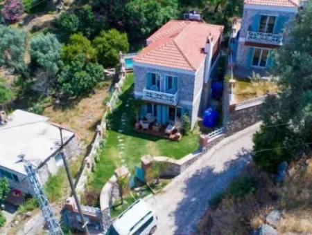 3 Zimmer 1 Wohnzimmer 140M2 2 Villen Zum Verkauf Mit Pool Mit Herrlichem Meerblick Im Viertel Selimiye Im Bezirk Marmaris