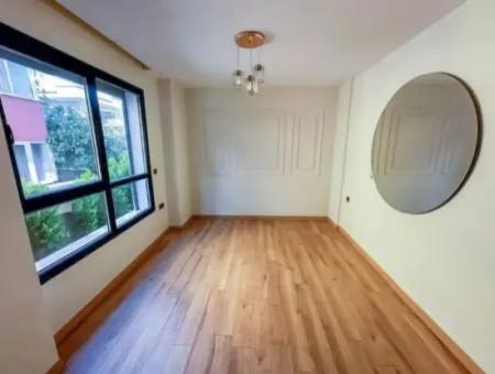 Çıldır Viertel 2 1 Jahre Alte Wohnung Zum Verkauf Mit 1 Hohem Eingangsparkplatz