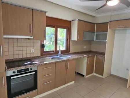 Luxuswohnung Zur Vermietung Mit 3:1 Pool Im Stadtteil Marmaris Siteler