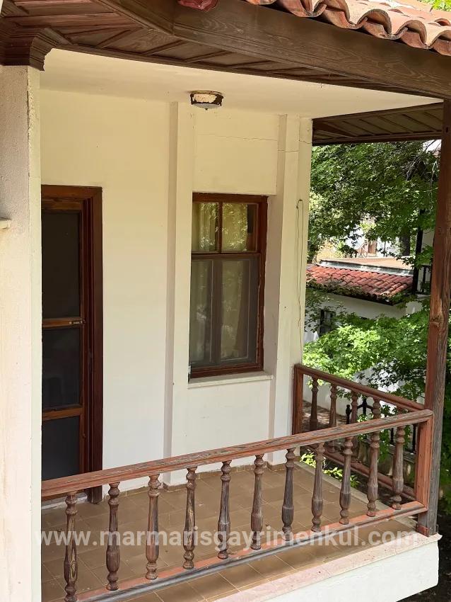 In the Bencik village, a villa for sale In the green sea site