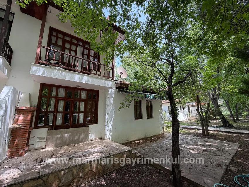 In the Bencik village, a villa for sale In the green sea site