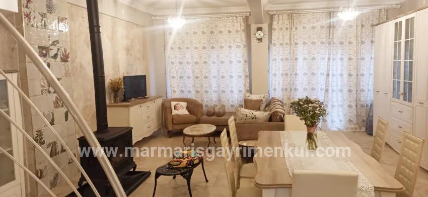 In Çildır neighbourhood, a 2+1 storey garden-owned flat for sale