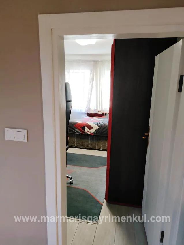 In Çildır neighbourhood, a 2+1 storey garden-owned flat for sale
