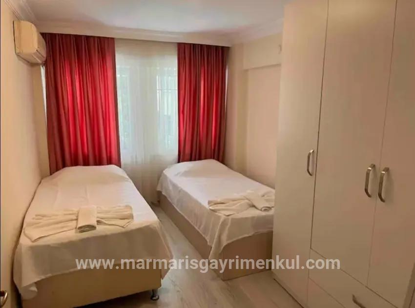 Close To The Coastline Garden 2+1 Floor Ownership For Sale Apartment – Çildır Neighbourhood