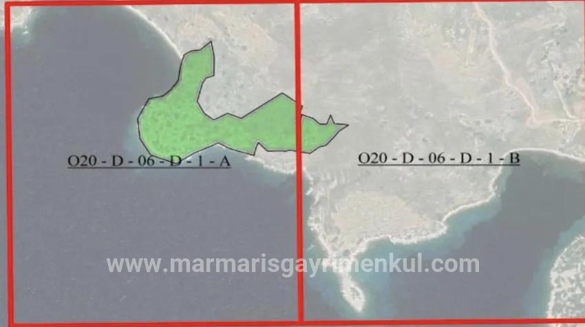 In the Marmaris Bozburun neighbourhood on a 32,000m2 plot of land Berthed yacht mooring place with names allocated