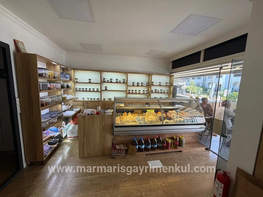 Armutalan centre for sale 50 m2 street above shop