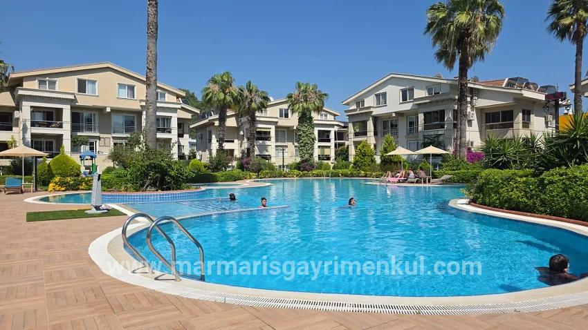 Camiavlu Neighbourhood Poolside Complex 3+1 For Sale Apartment