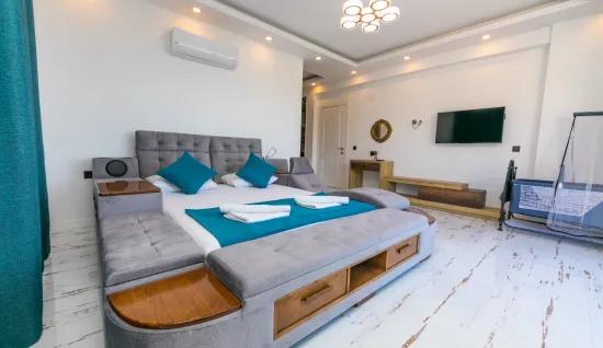 In Faralya, a magnificent villa with a sea view