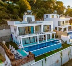 4+1 Bedroom Detached house For sale in Faralya Nbh. Fethiye - 500 m²