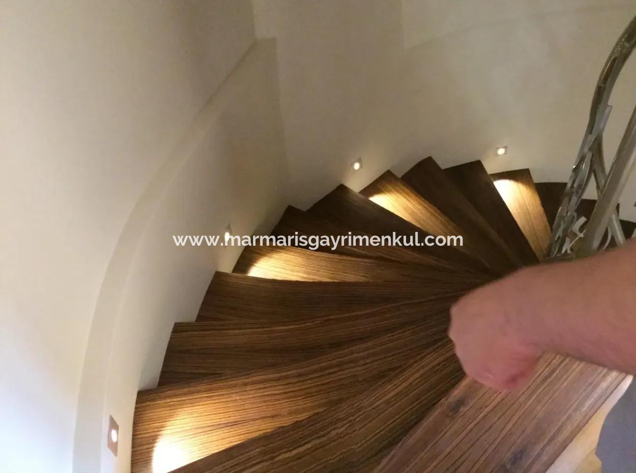 Marmaris Armutalan Detached Villa For Sale 4 Rooms 1 Living Room Twin With A Garden