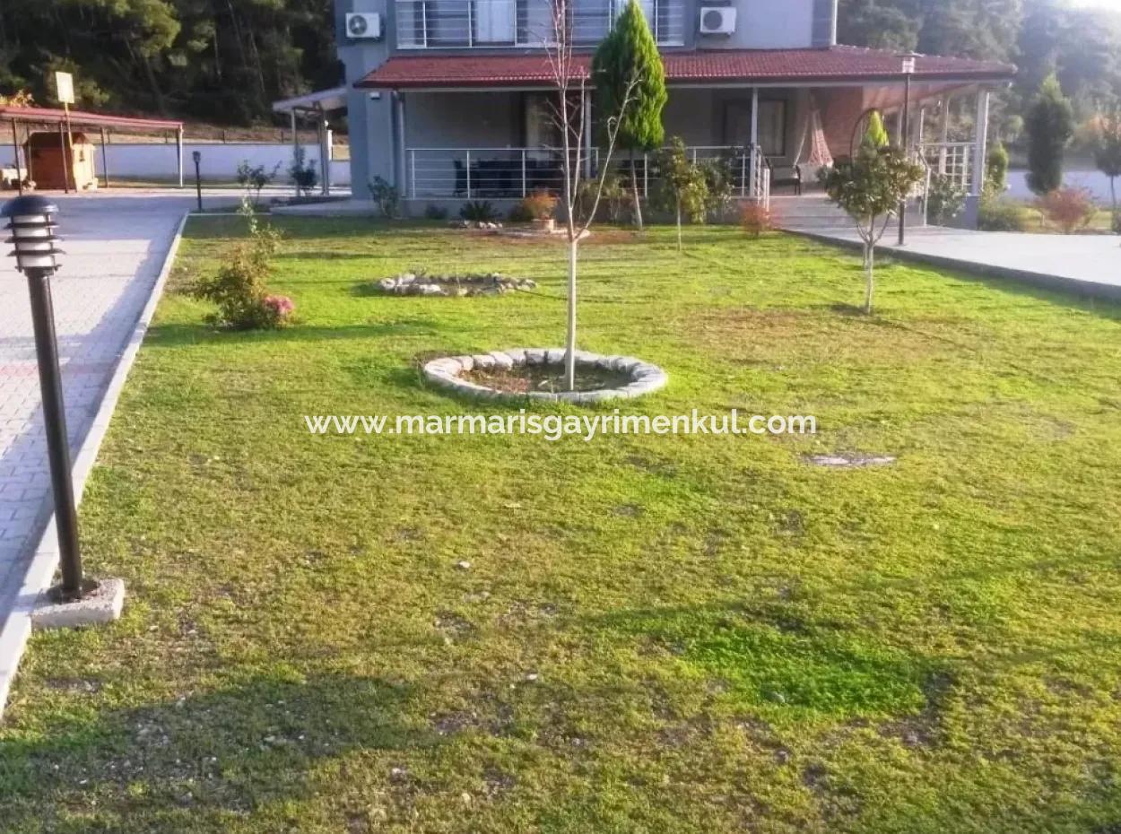Built On A Plot Of 7000M2 In Marmaris, 8 Room Ranch House Pool