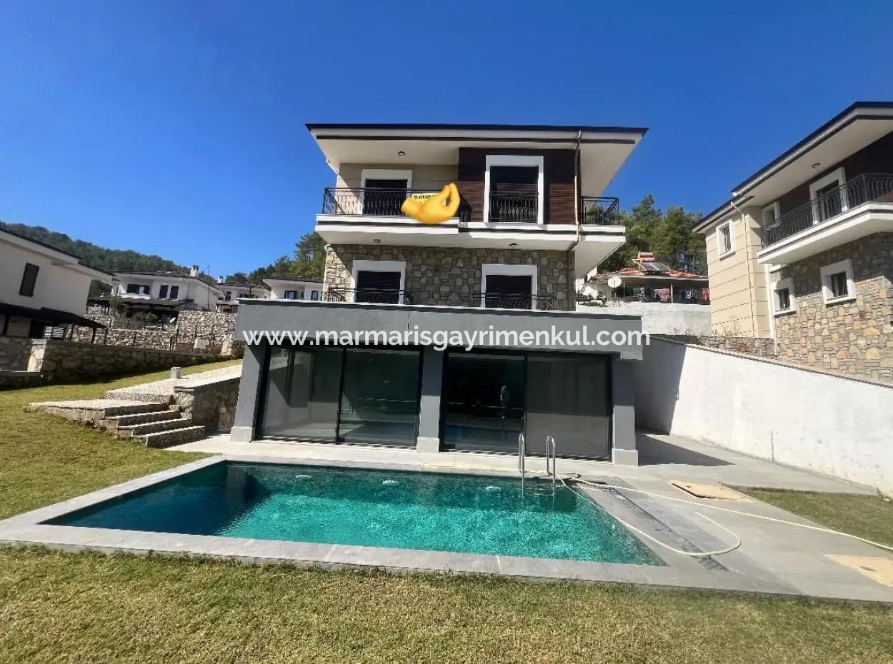 Magnificent Nature View Detached Garden With Parking Pool With Swimming Pool 3 Rooms 4 Bathrooms Ultra Luxury Villa For Sale 3 Floors In A 500M2 Plot