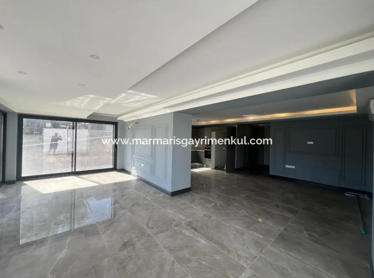 Magnificent Nature View Detached Garden With Parking Pool With Swimming Pool 3 Rooms 4 Bathrooms Ultra Luxury Villa For Sale 3 Floors In A 500M2 Plot