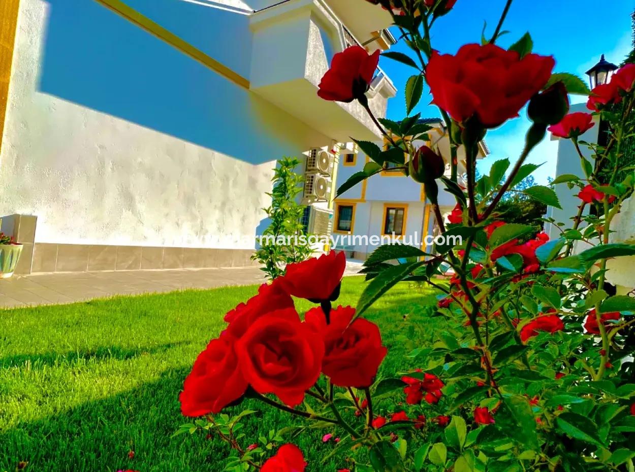 Villa For Sale In Marmaris Çetibeli With 3 Swimming Pools And Children's Pool And Caretaker House In 780M2 Plot