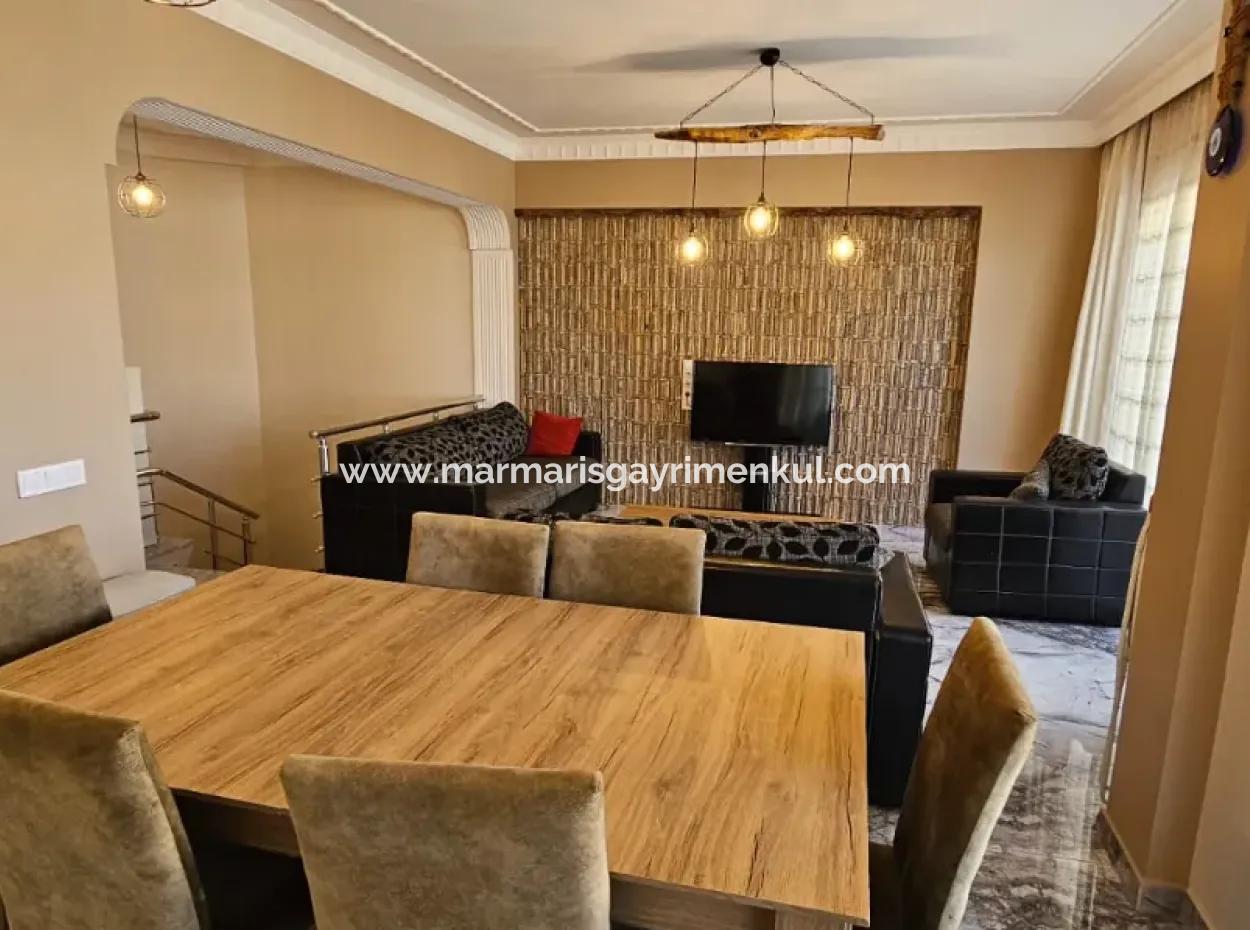 Camiavlu Neighborhood 3 1 Reverse Duplex For Sale In A Secure Site With Pool