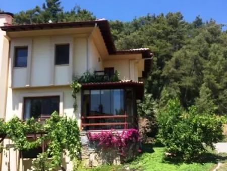 Detached Villa With A Garden For Sale In Ula Muğla District Sultanahmet Neighborhood Twin