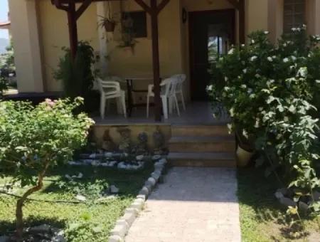 Detached Villa With A Garden For Sale In Ula Muğla District Sultanahmet Neighborhood Twin