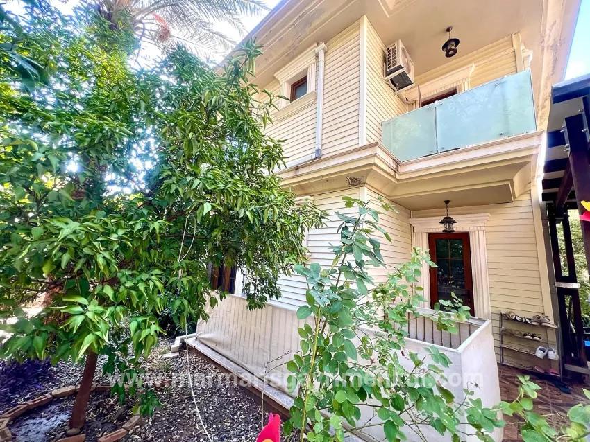 Для продажи Семейный дом 4+2 в Armutalan Marmaris - 970 m²