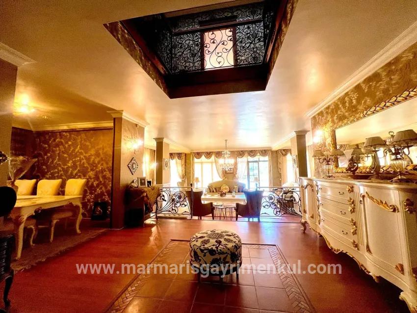 Для продажи Семейный дом 4+2 в Armutalan Marmaris - 970 m²