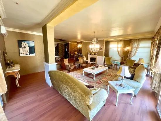 На продажу 4+2 Вилла – 970 m² доля участка – Armutalan