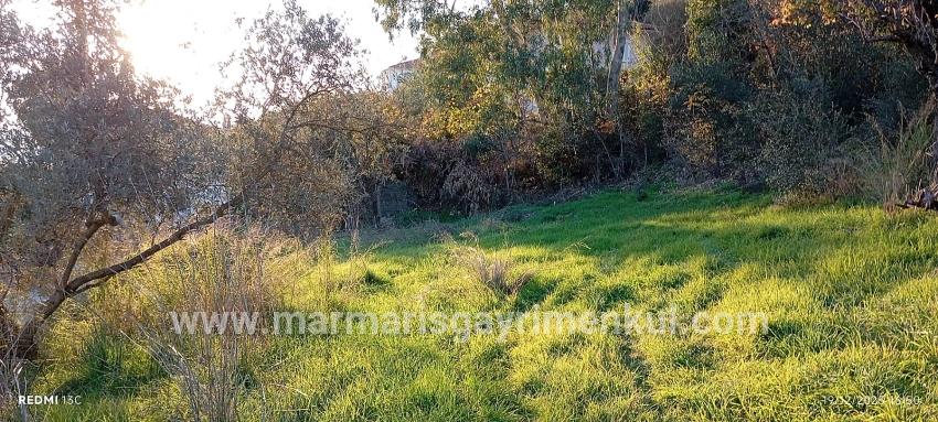 Akyaka,ya 8 Km Uzaklıkta 15 Odalı Villa Projesi Çizilmiş 1186 M2 Satılık Arsa